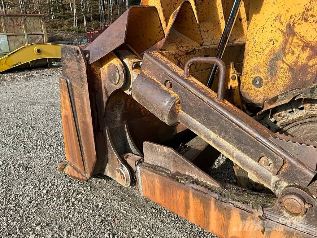 Liebherr PR 752 Skarifikatori