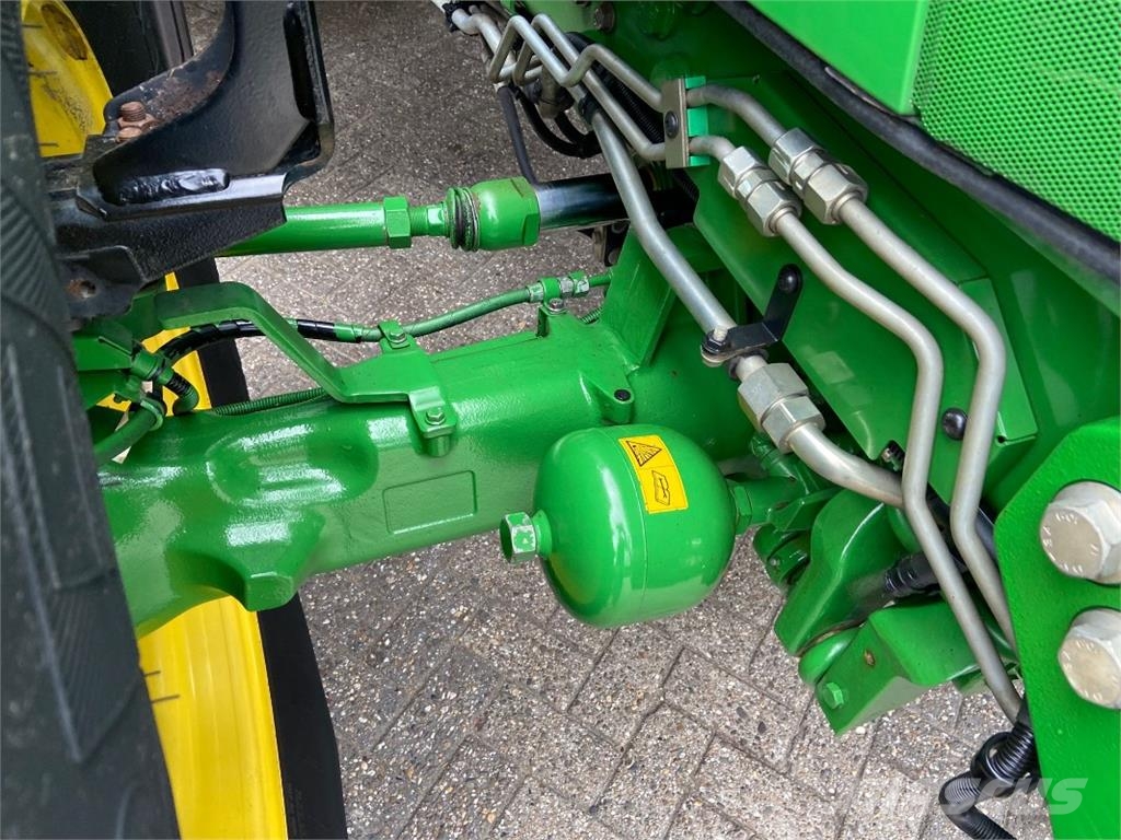 John Deere 6175R Tractoren