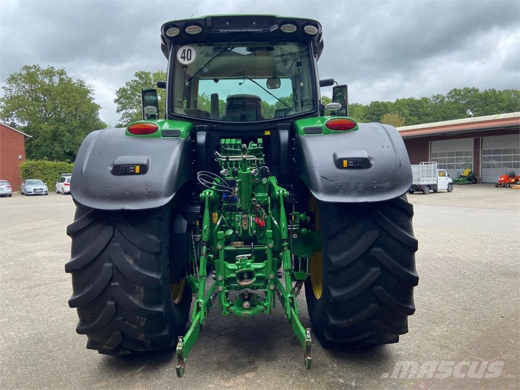 John Deere 6175R Tractoren