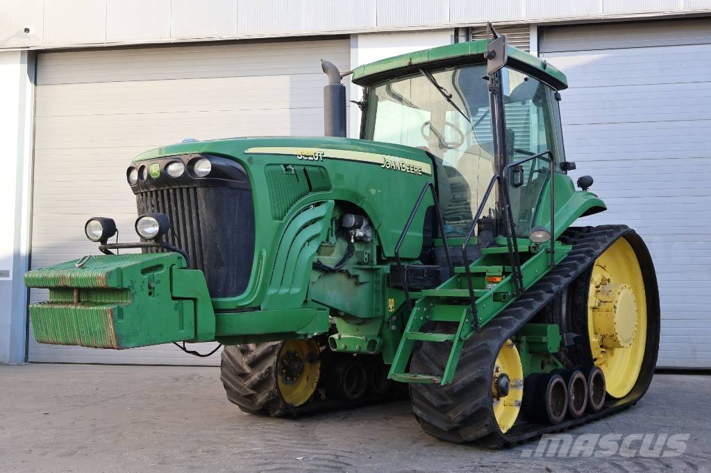John Deere 8520 T Traktoren