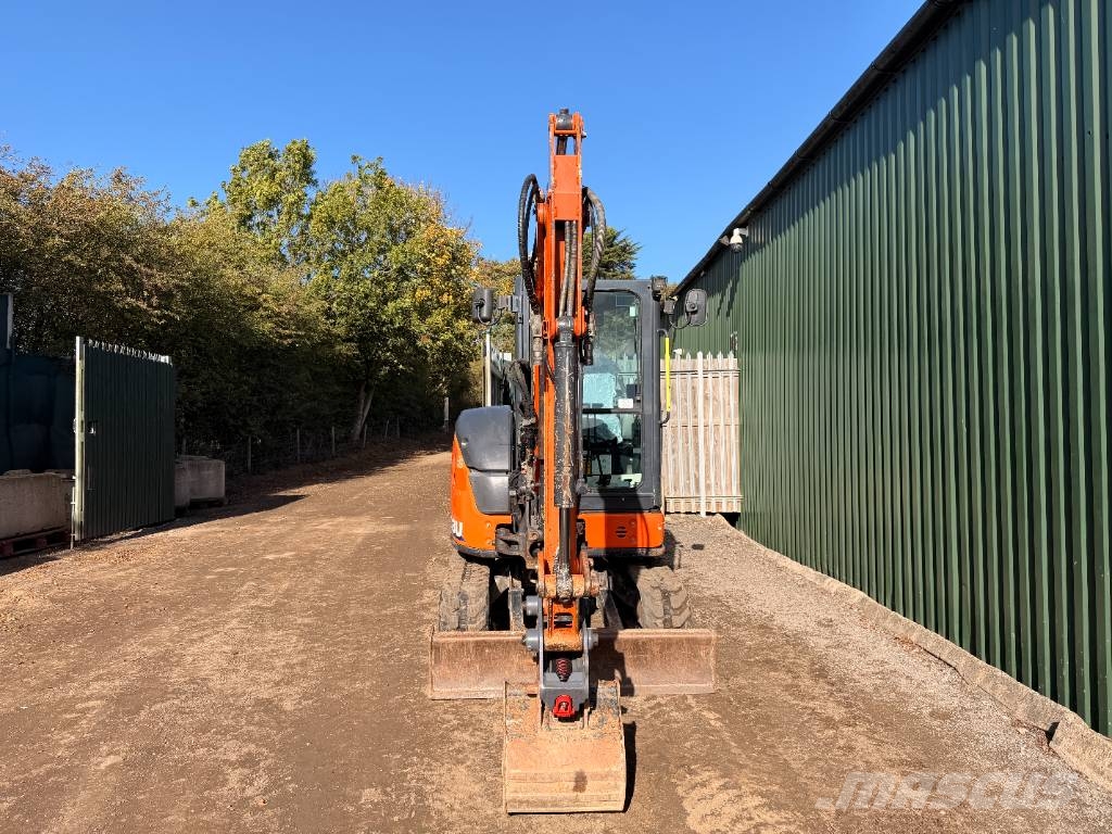 Hitachi ZX33U-6 CLR Mini Excavator Mini excavators < 7t