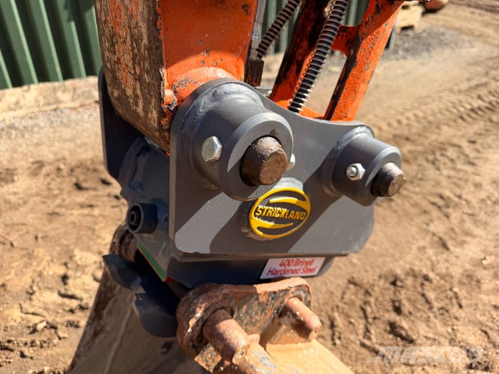 Hitachi ZX33U-6 CLR Mini Excavator Mini excavators < 7t