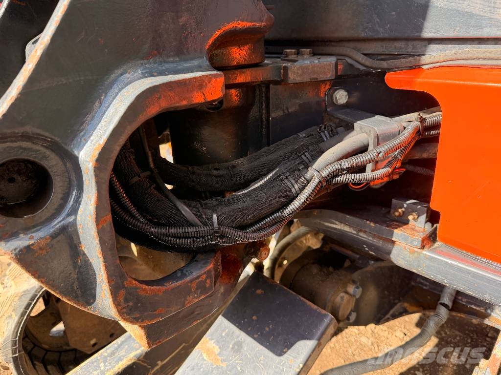 Hitachi ZX33U-6 CLR Mini Excavator Mini excavators < 7t
