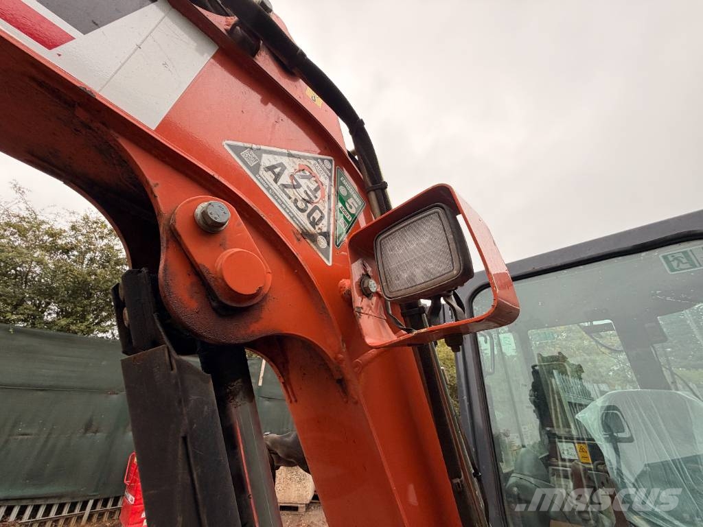 Hitachi ZX33U-6 CLR Mini Excavator Mini excavators < 7t (Mini diggers)
