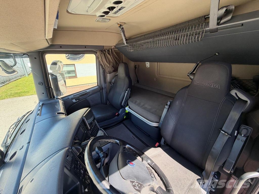 Scania R410 8x4*4 + MITSUBISHI TU100SA MULTITEMP شاحنات بدرجة حرارة قابلة للضبط