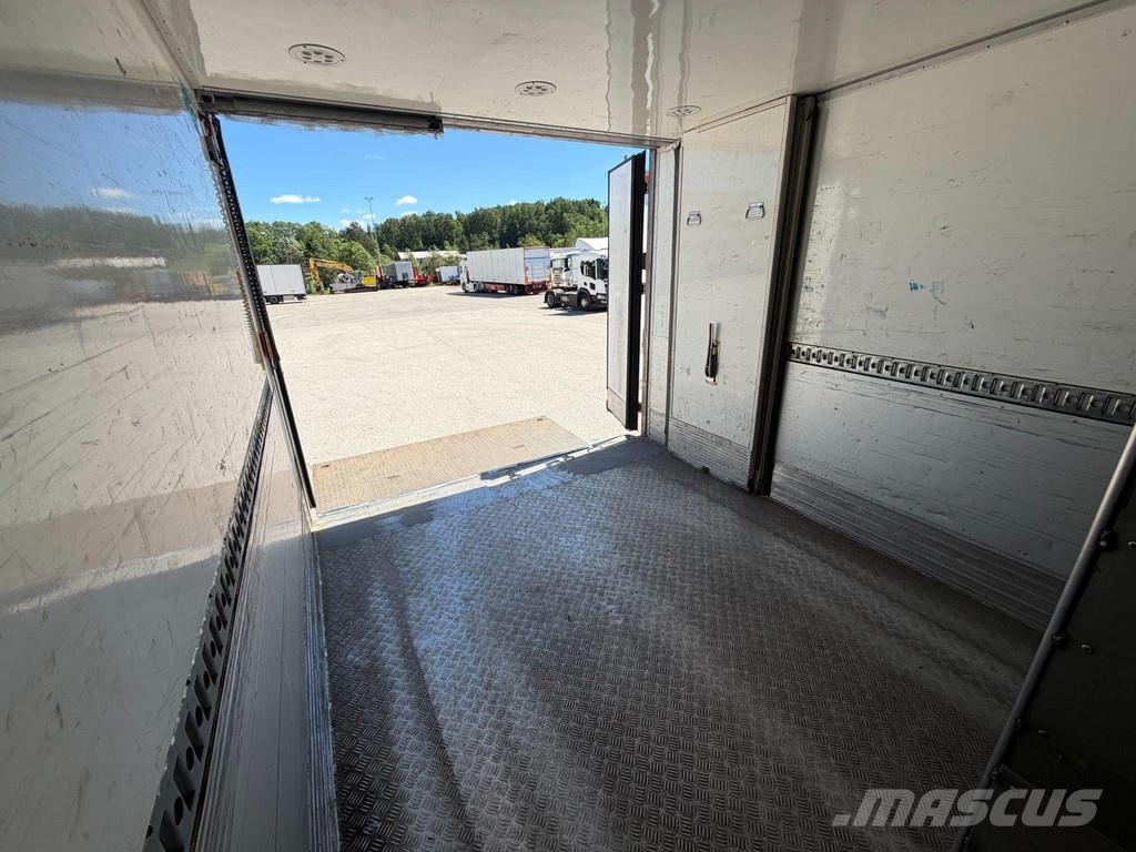 Scania R410 8x4*4 + MITSUBISHI TU100SA MULTITEMP شاحنات بدرجة حرارة قابلة للضبط