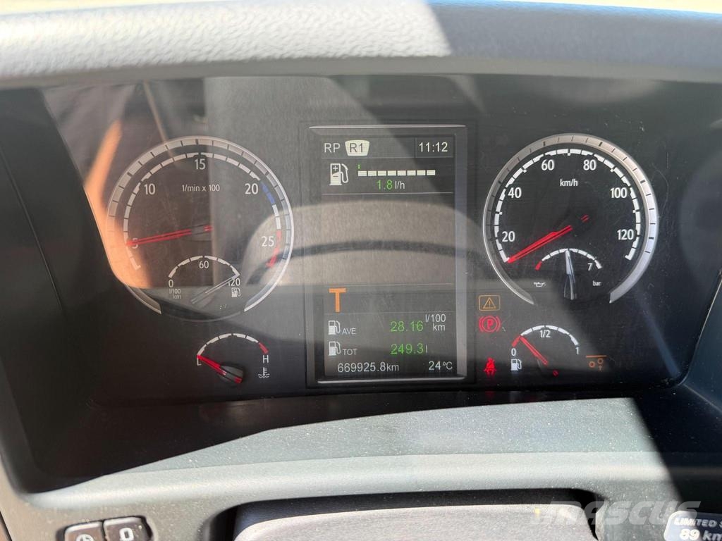 Scania R410 8x4*4 + MITSUBISHI TU100SA MULTITEMP شاحنات بدرجة حرارة قابلة للضبط