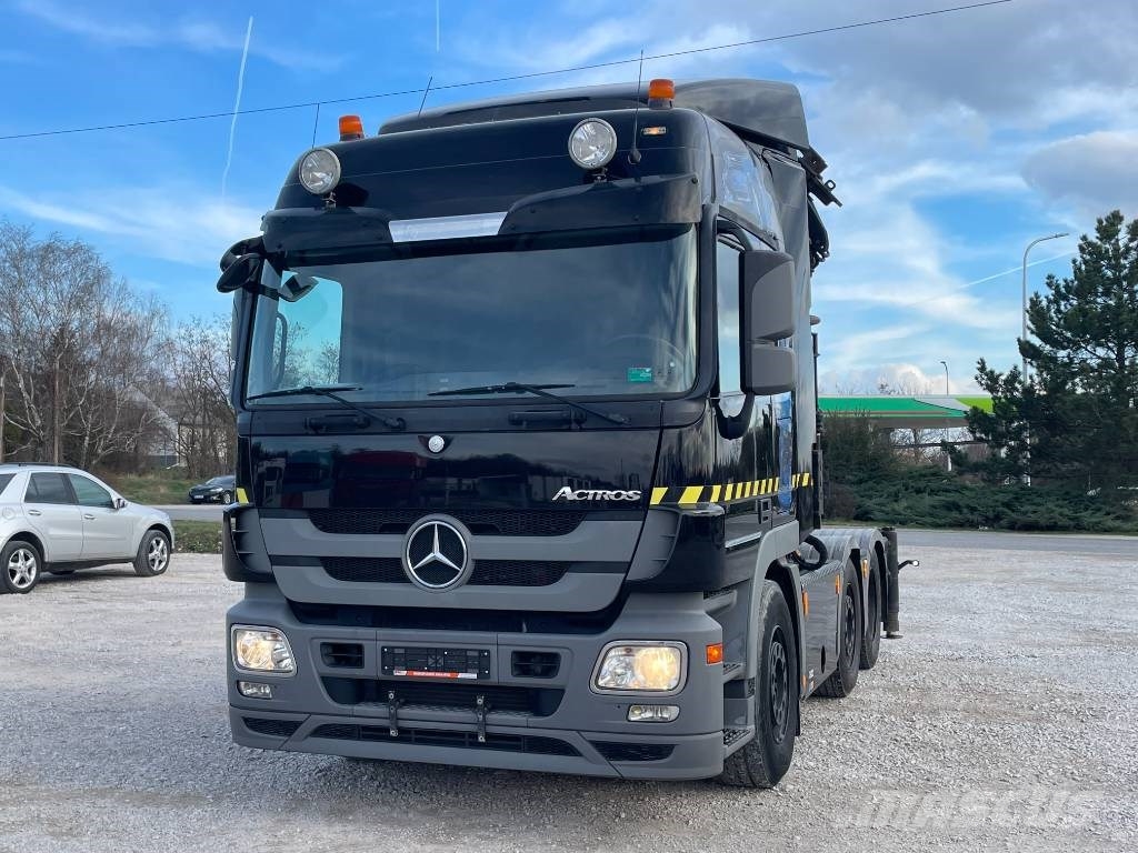 Mercedes-Benz Actros 2548 牵引车