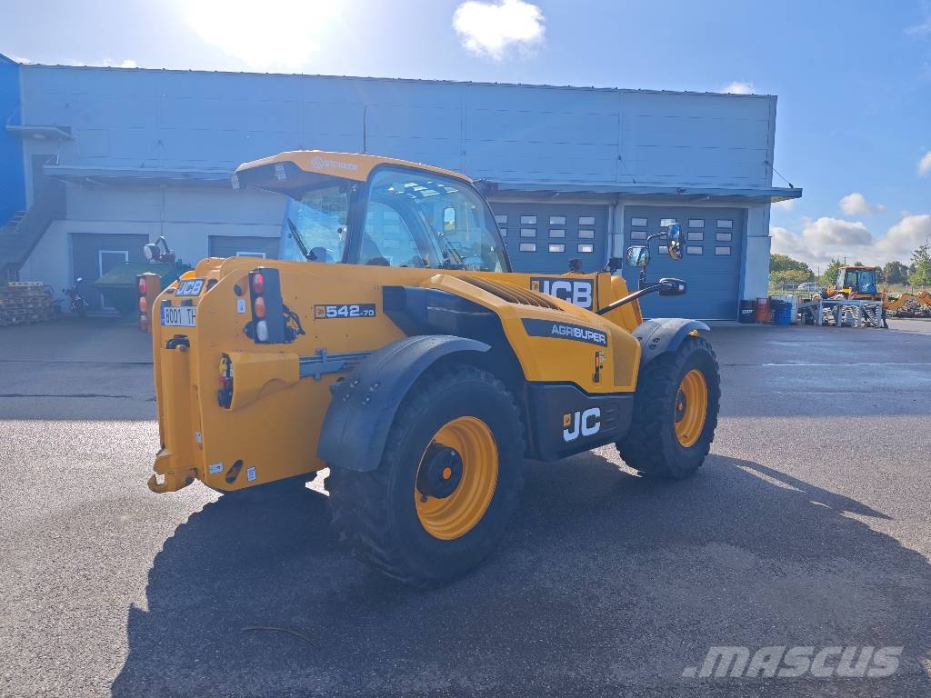 JCB 542-70 Agri Super Lauksaimniecības pacēlāji