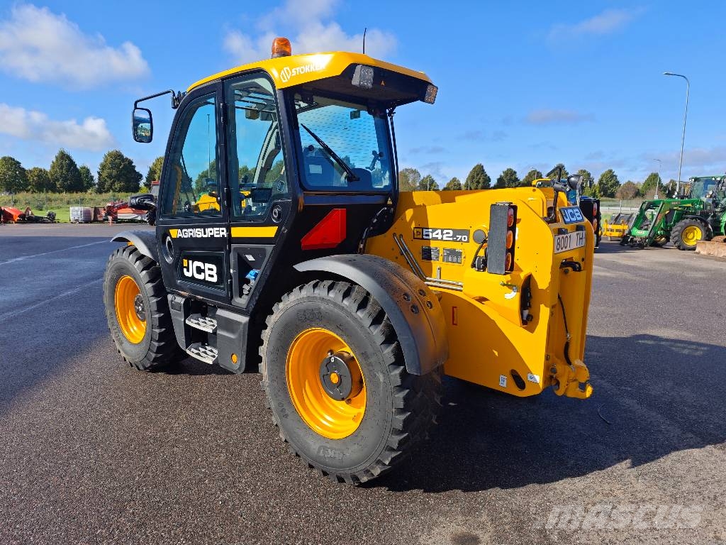 JCB 542-70 Agri Super Lauksaimniecības pacēlāji