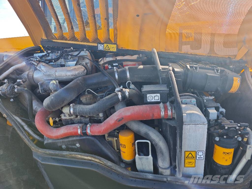 JCB 542-70 Agri Super Lauksaimniecības pacēlāji