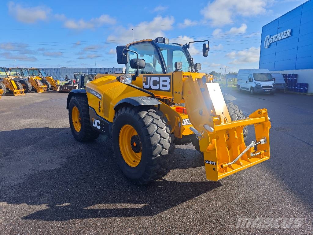JCB 542-70 Agri Super Lauksaimniecības pacēlāji