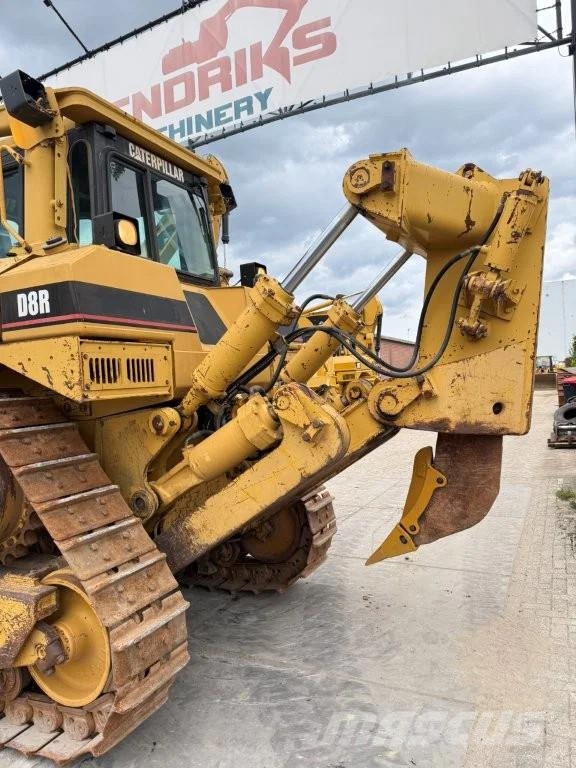 CAT D8R Buldooserid