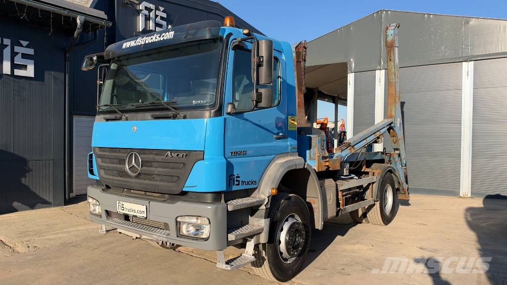 Mercedes-Benz AXOR 1826 4x2 absetz tipper - spring gancho Caminhões Roll-on Roll-off