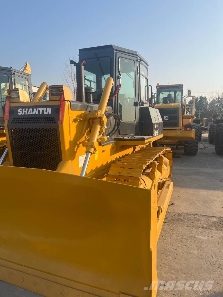 Shantui SD 13 크롤러 도저