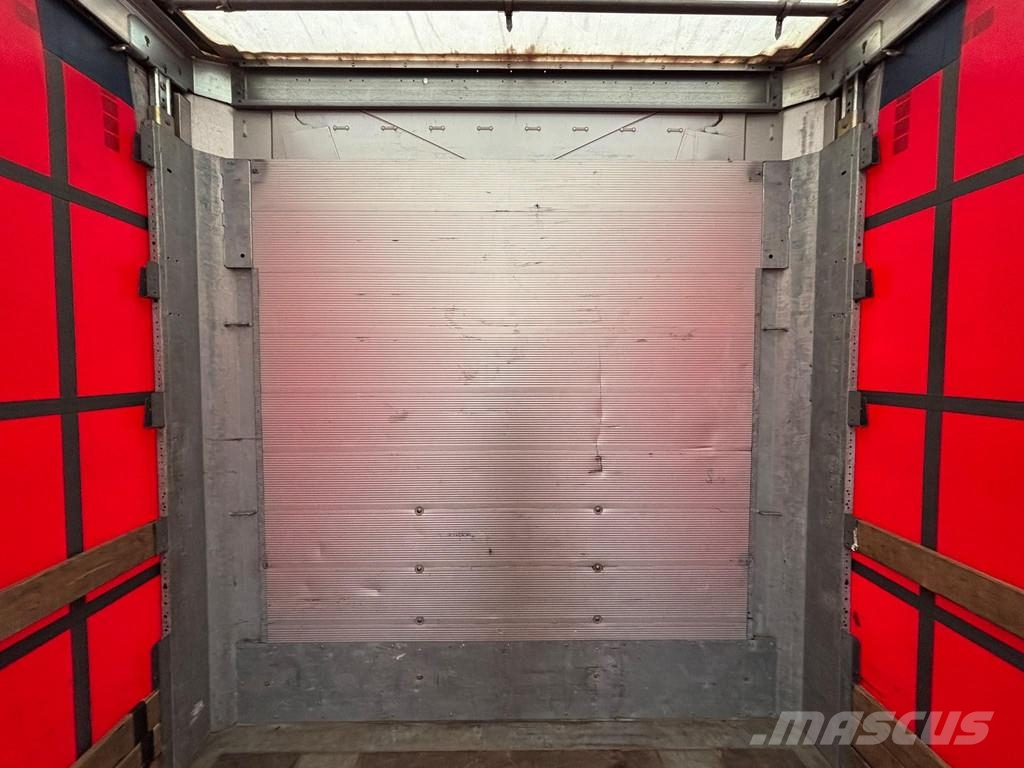 Schmitz Cargobull SCB S3T SLIDING ROOF / 1 AXLE LIFT Perdeli yari çekiciler