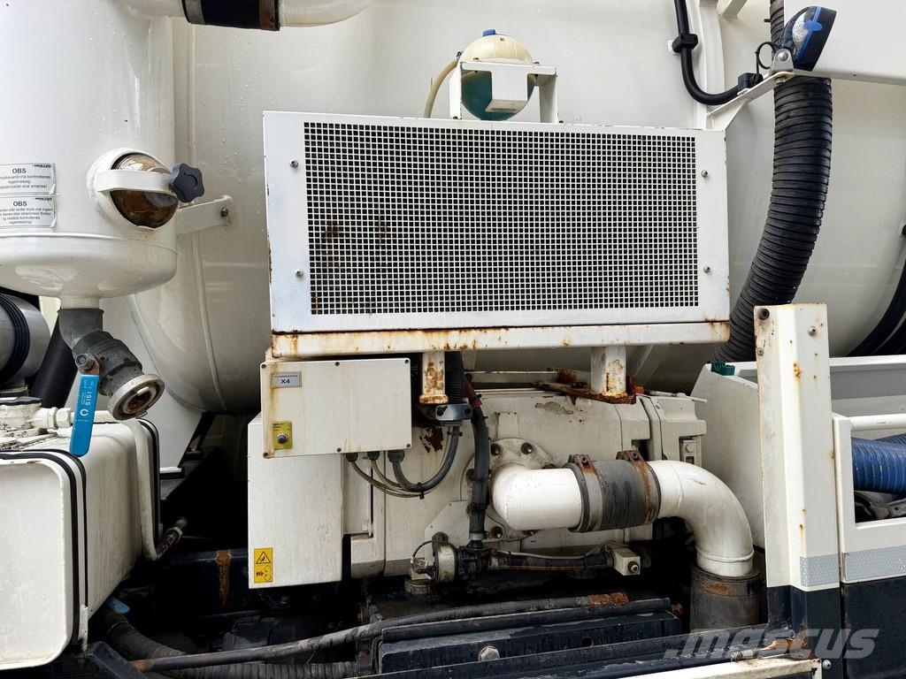 MAN TGS 18.320 4X4 KANAL MÜLLER VACUMASTER Camiões Aspiradores Combi