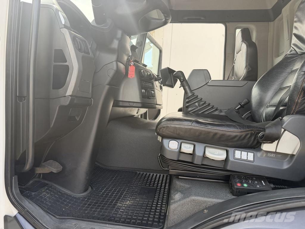 MAN TGS 18.320 4X4 KANAL MÜLLER VACUMASTER Camiões Aspiradores Combi