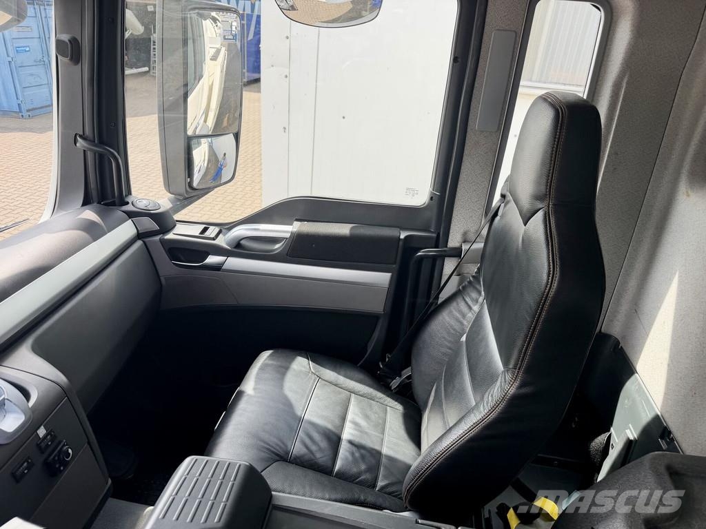 MAN TGS 18.320 4X4 KANAL MÜLLER VACUMASTER Camiões Aspiradores Combi