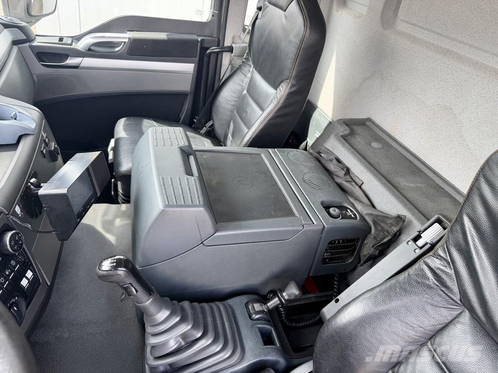 MAN TGS 18.320 4X4 KANAL MÜLLER VACUMASTER Camiões Aspiradores Combi