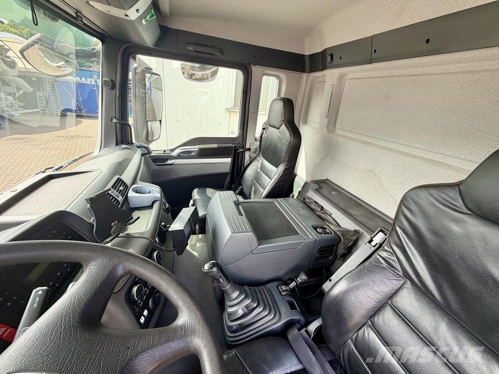 MAN TGS 18.320 4X4 KANAL MÜLLER VACUMASTER Camiões Aspiradores Combi