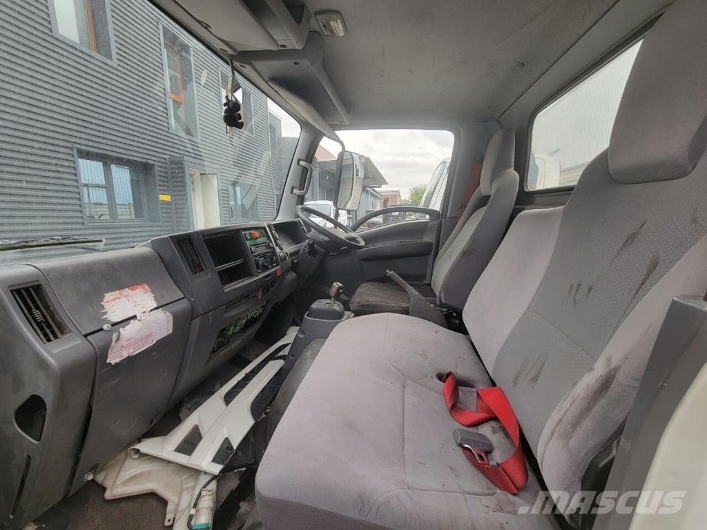 Isuzu RHD 1815mm NARROW / STRETTA Kabine i unutrašnjost