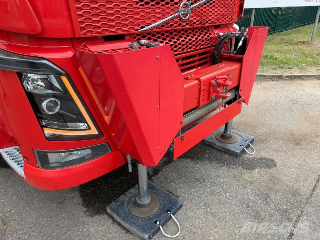 Volvo FH 750 8x2 + PALFINGER PK92002 SH E (6x - 20m) - U Pritschenwagen/Pritschenwagen mit Seitenklappe