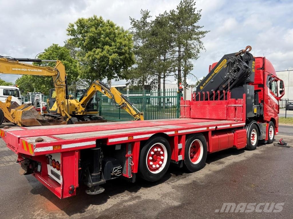 Volvo FH 750 8x2 + PALFINGER PK92002 SH E (6x - 20m) - U Pritschenwagen/Pritschenwagen mit Seitenklappe