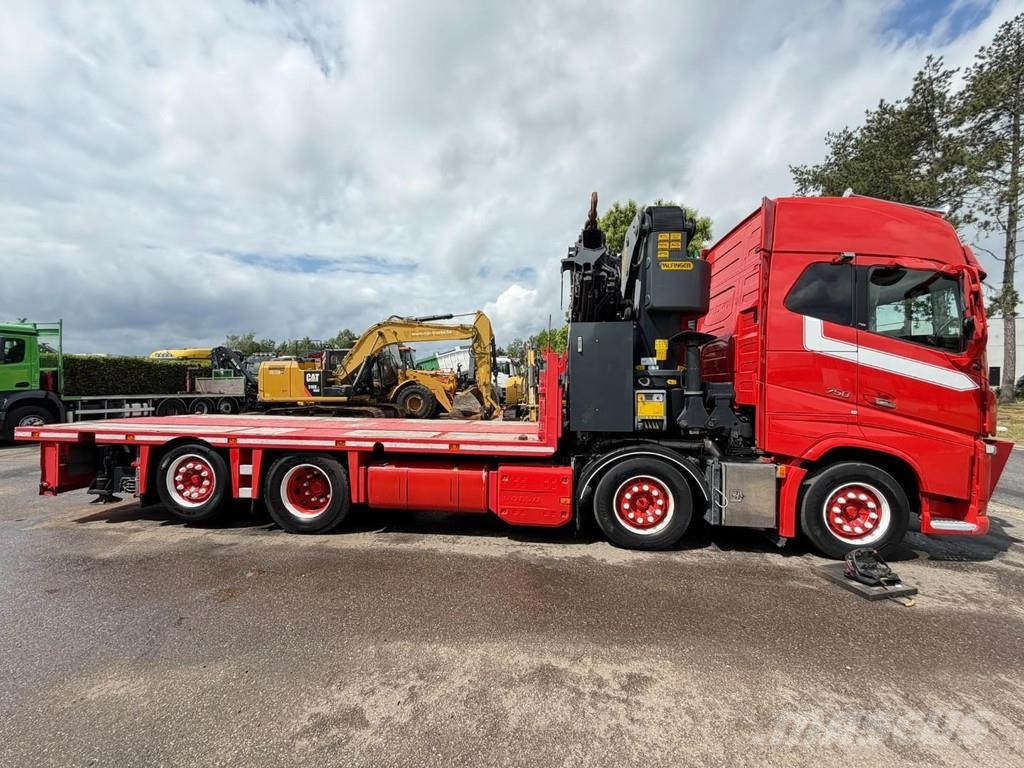 Volvo FH 750 8x2 + PALFINGER PK92002 SH E (6x - 20m) - U Pritschenwagen/Pritschenwagen mit Seitenklappe