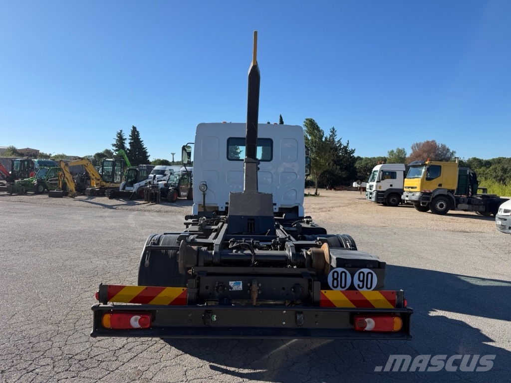 Renault 220 DCI Camion ampliroll