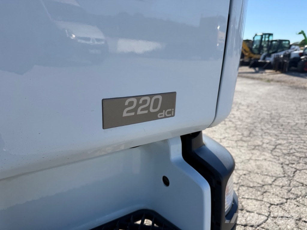 Renault 220 DCI Camion ampliroll