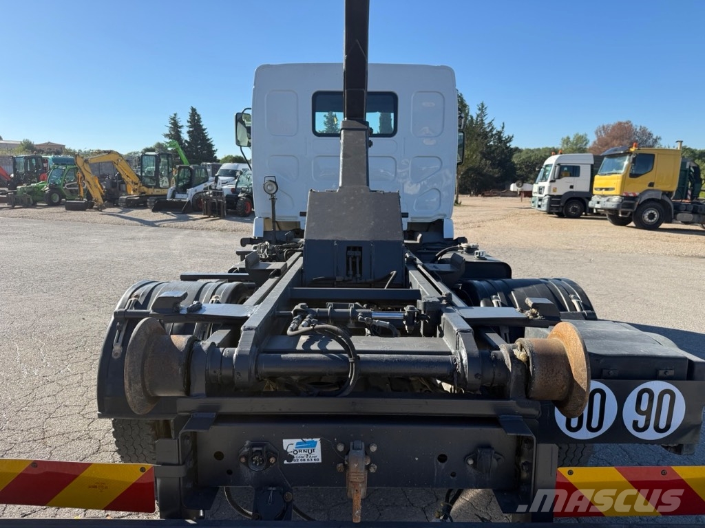 Renault 220 DCI Camion ampliroll