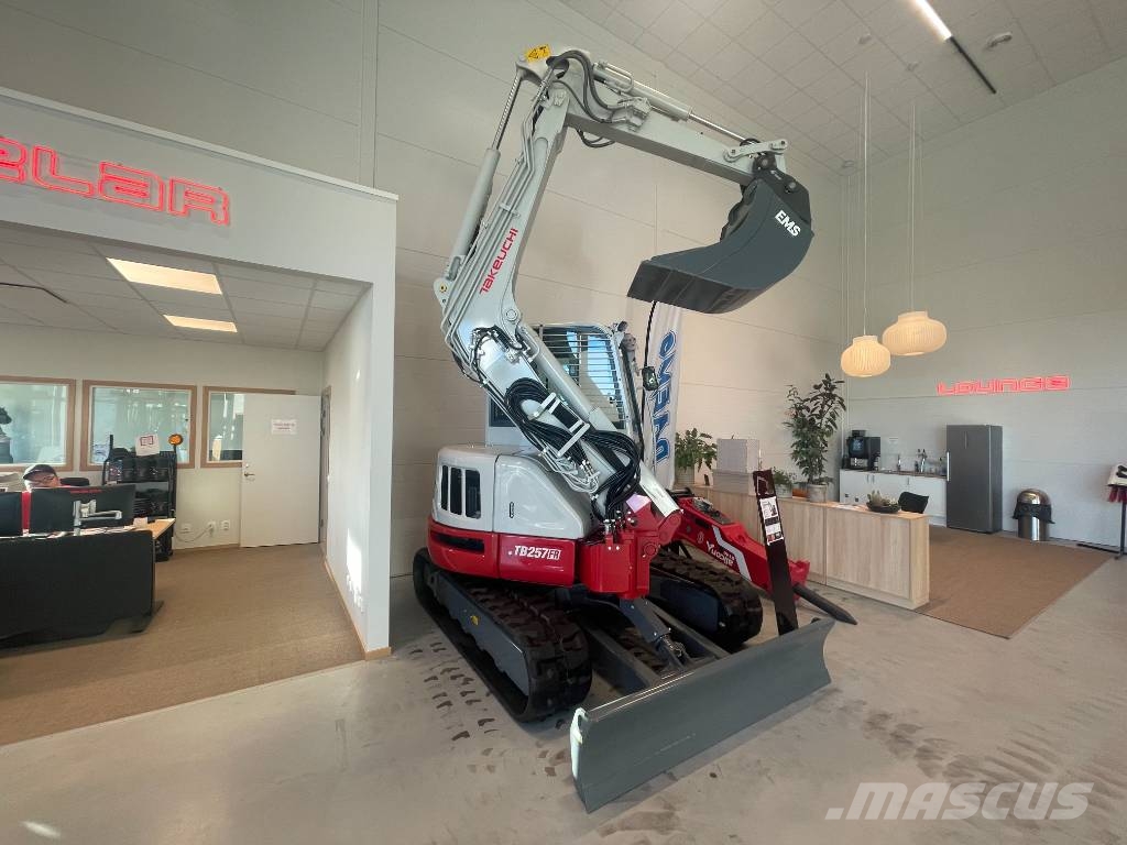 Takeuchi TB 257 FR Miniekskavaatorid < 7 t