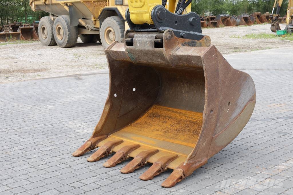 Komatsu PC 210 LC-11 Rupsgraafmachines