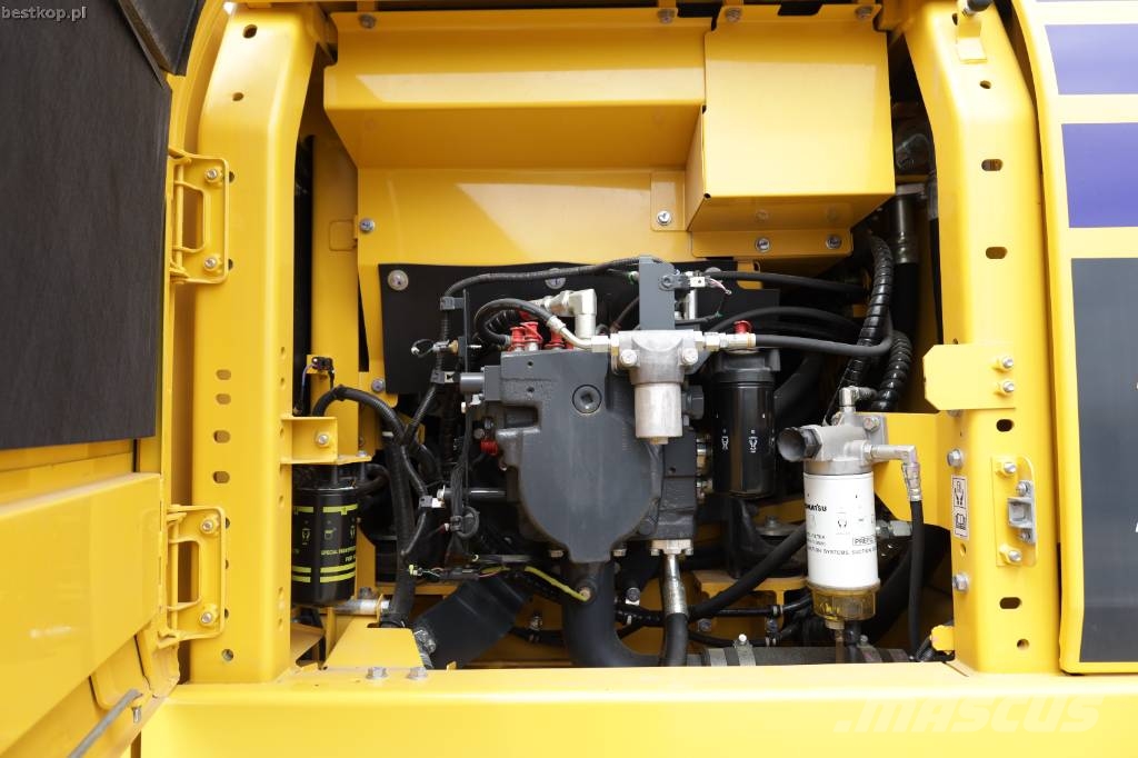 Komatsu PC 210 LC-11 Rupsgraafmachines