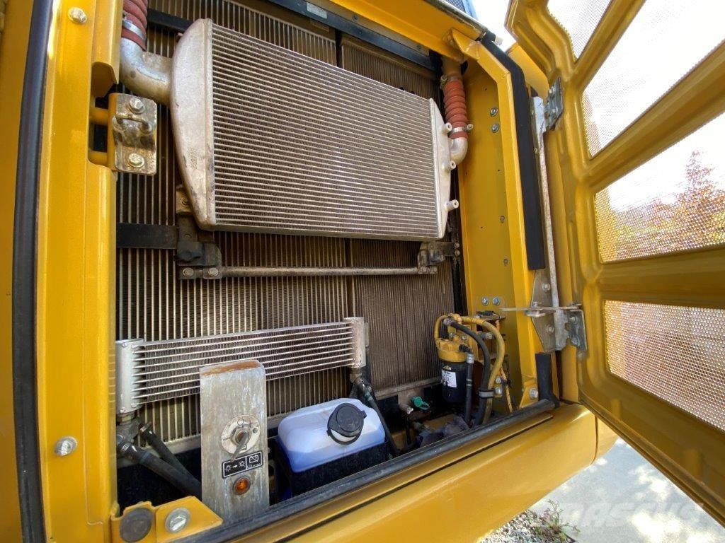 CAT 330FLN Mono-Ausleger OilQuick OQ80 Bageri guseničari
