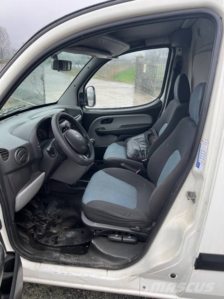 Fiat Doblo Cargo Furgonetas /Furgón