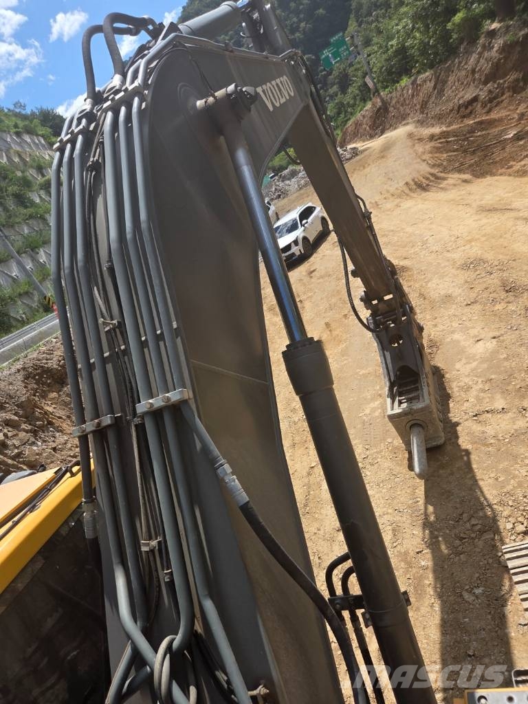 Volvo EC 300 E 대형 굴삭기 29톤 이상