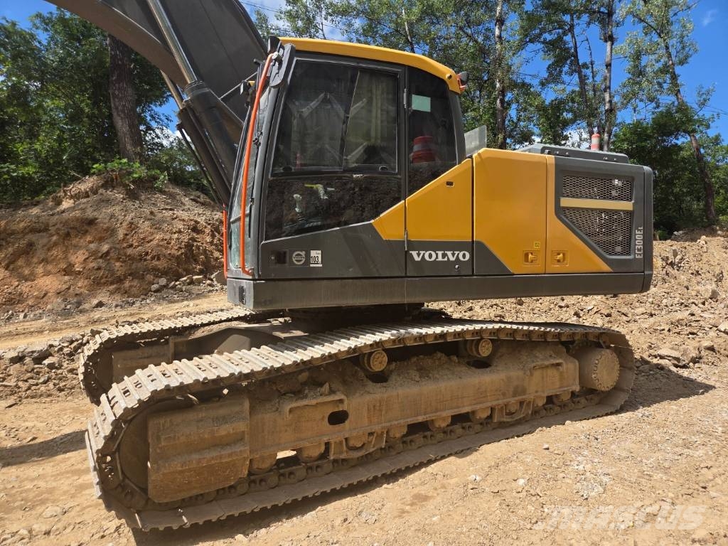 Volvo EC 300 E 대형 굴삭기 29톤 이상