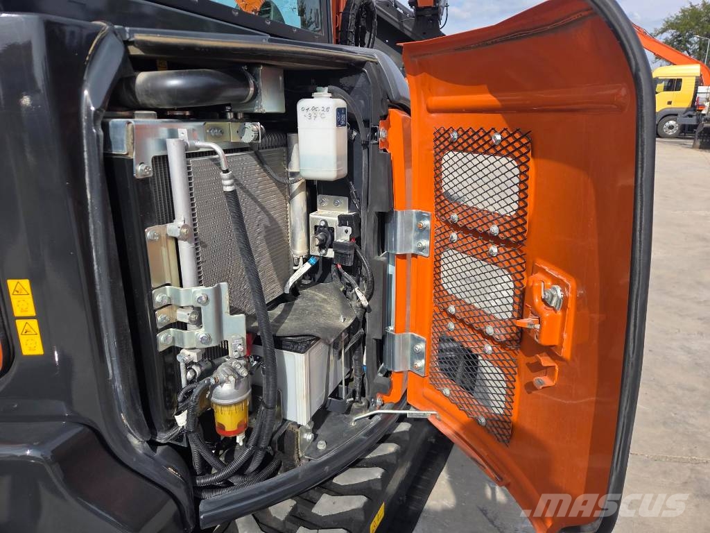 Hitachi ZX 33 U-6, 2023, 1.336h, Quick coupler+3 buckets Minibagger < 7t