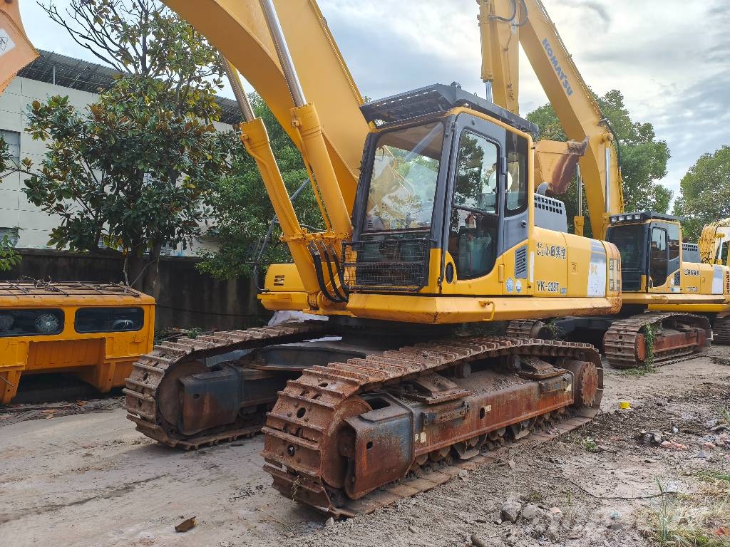 Komatsu PC 450-8 대형 굴삭기 29톤 이상