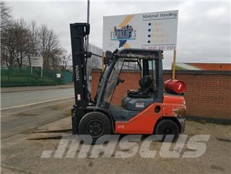 Toyota 02-8FGJF35 LPG forklifts