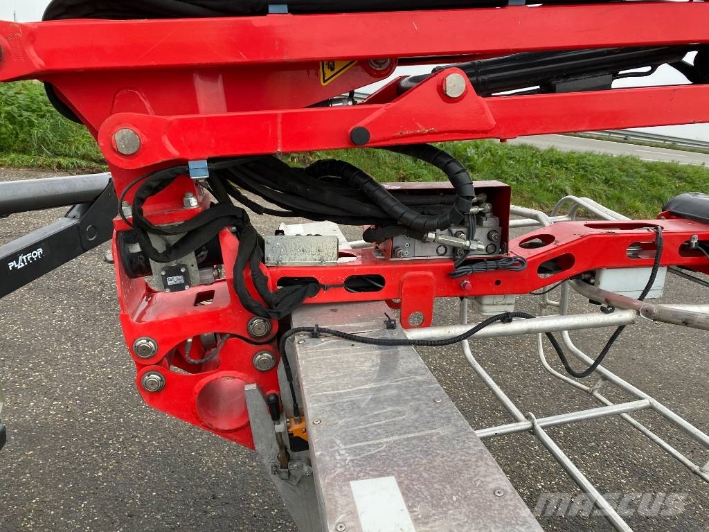 Platform Basket SPIDER 30T /1er Main-Origine Française endommagée Zelfrijdende knikarm hoogwerker