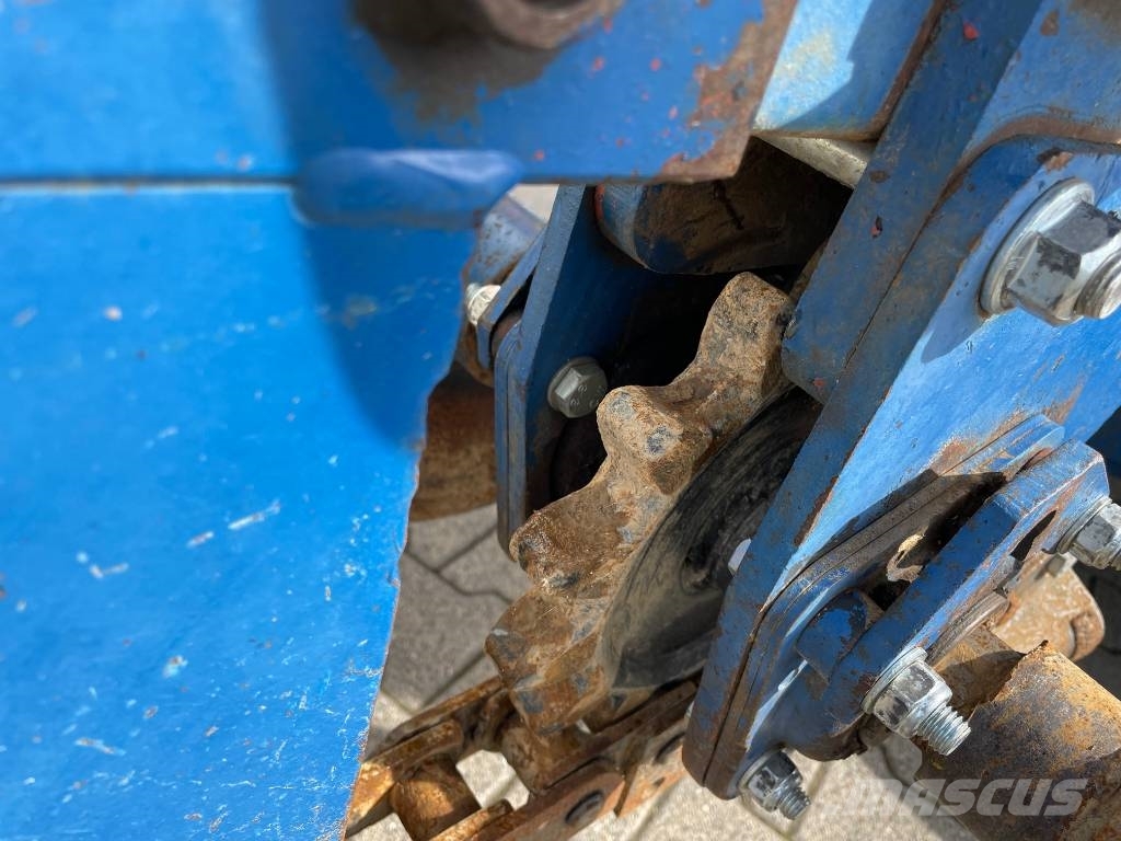 Ditch Witch 3700 DD 掘溝機