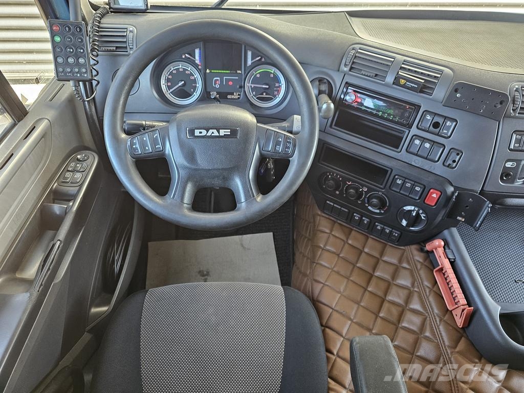 DAF CF 440 6X2*4 / HMF 40 tm CRANE / KRAN وحدات الجر