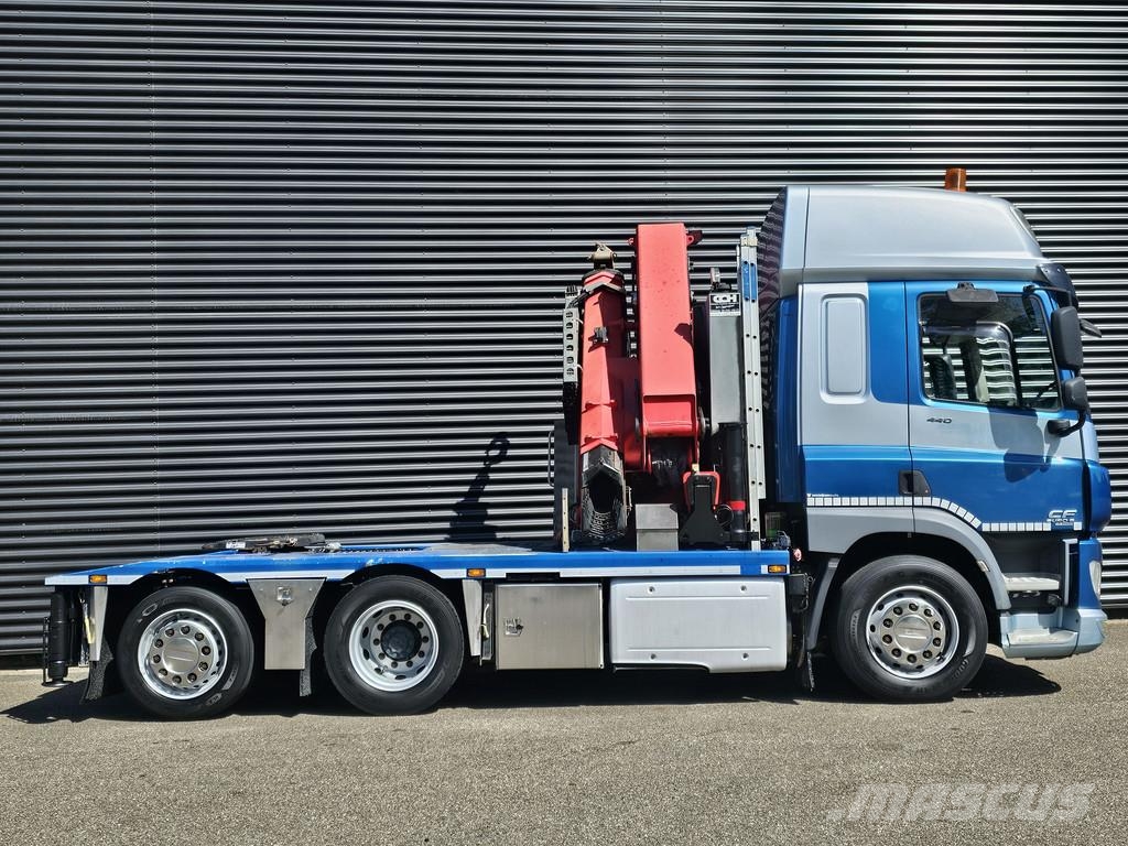 DAF CF 440 6X2*4 / HMF 40 tm CRANE / KRAN Camiones tractor