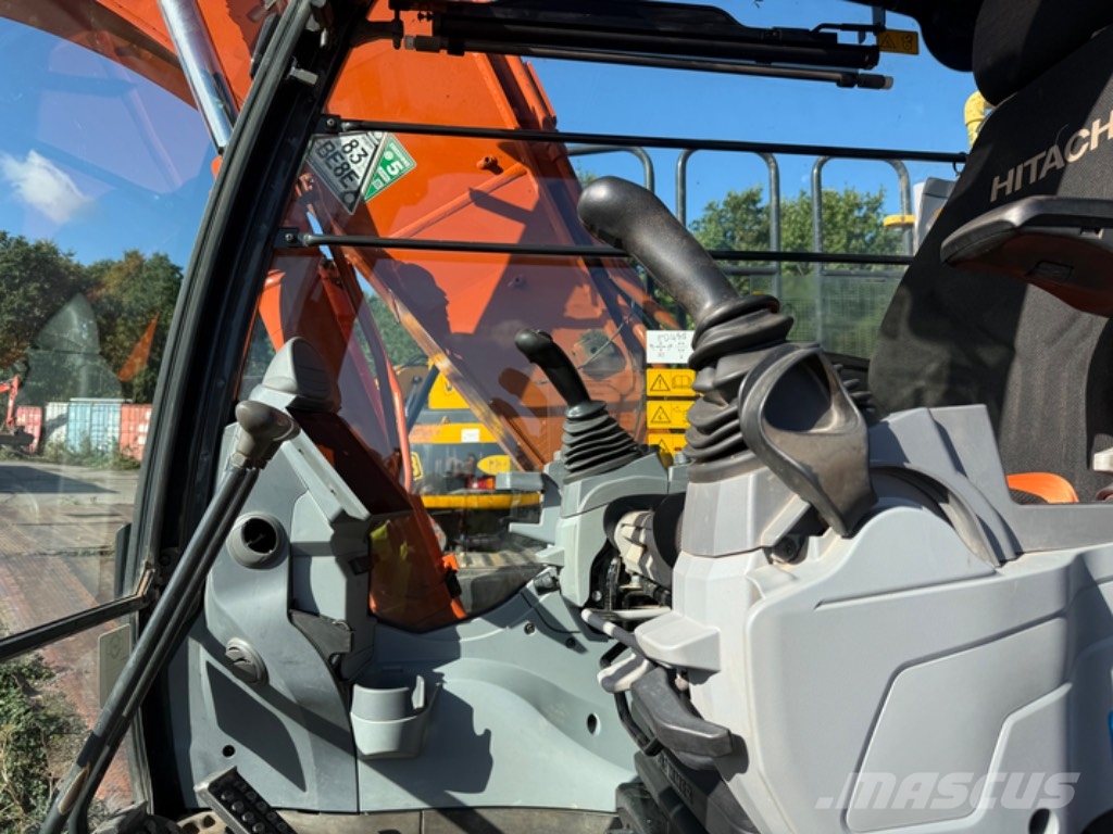 Hitachi ZX130LCN-7 Raupenbagger
