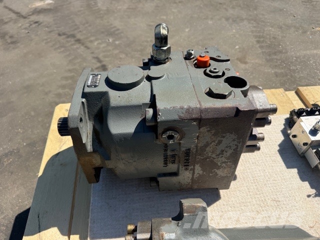 Liebherr A 904 C DMVA 165 USED HYDRAULIC MOTOR Hydraulics