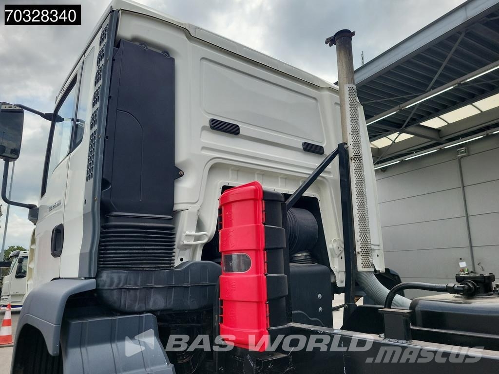 MAN TGA 26.390 6X4 10m3 2-way tipper Steelsuspension B Самосвал