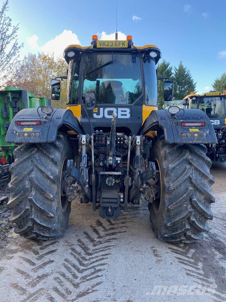 JCB Fastrac 4220 Трактори